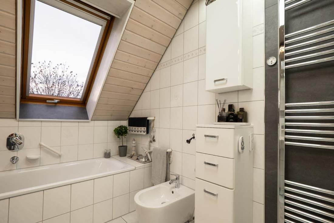 Apartments Harbour Apartments Hoeri 50M Vom See Am Yachthafen Moos Bei Radolfzell Екстериор снимка